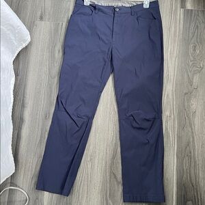 Eddie Bauer Navy Blue Tech Pants, Men’s 36x30